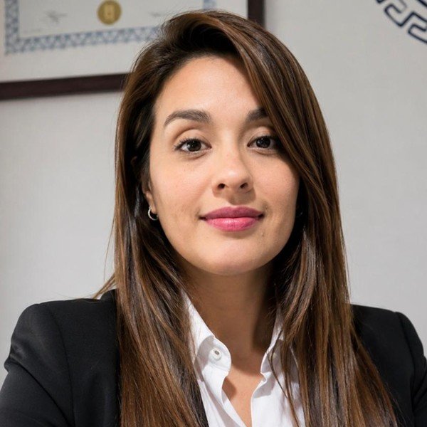 Vanessa Bazán